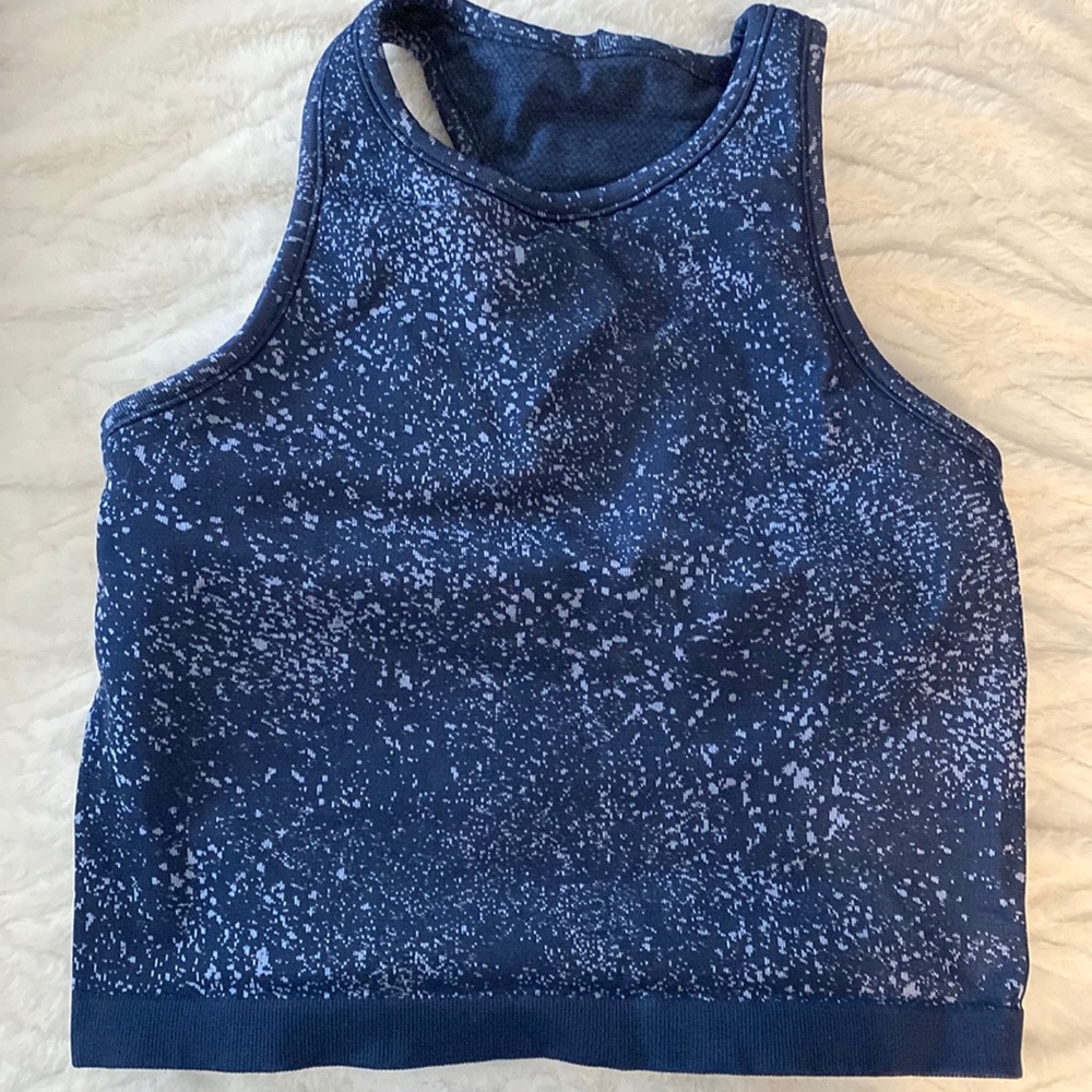 Lululemon Ebb to Street crop tank size 8 excellent condition blue
